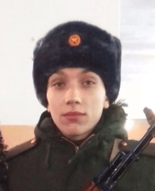 Непомнящих Артём Александрович