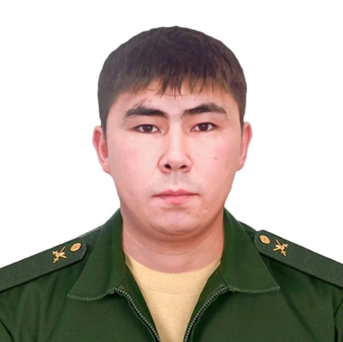 Аюшеев Виктор Олегович