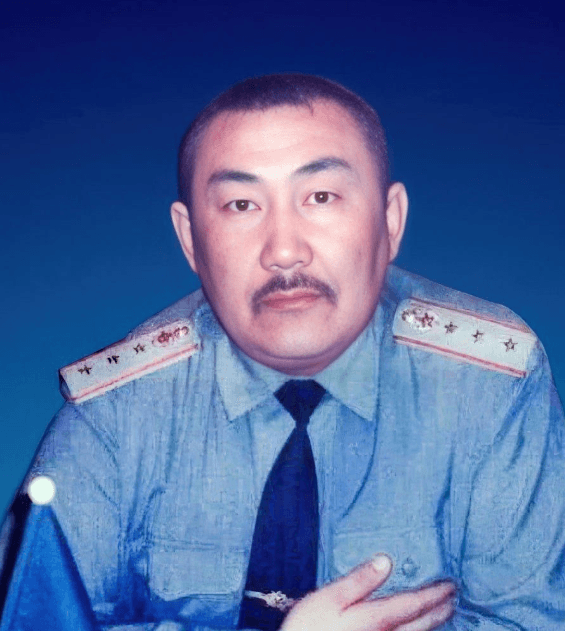 Очиров Владимир Мункуевич